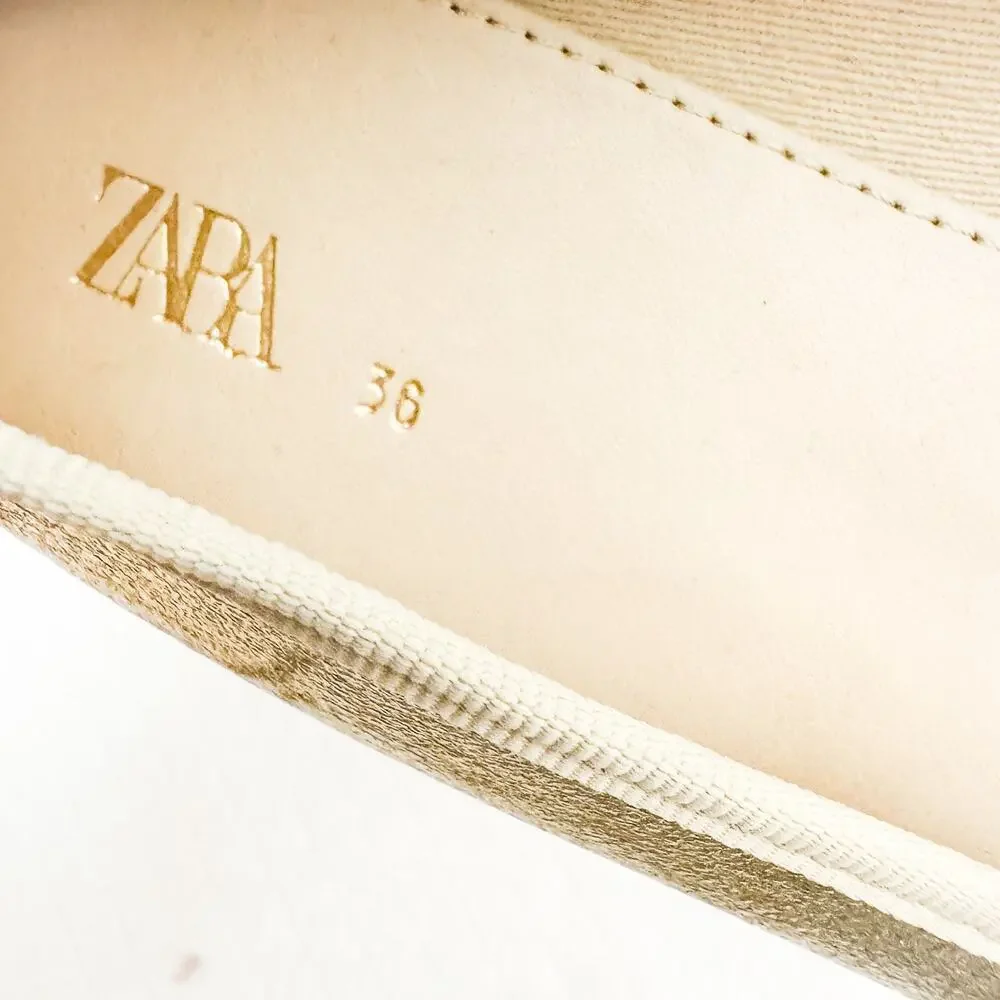 Zara Square Toe Flat Sandal Bow Front Accent Metallic Gold Size 36 EUC
